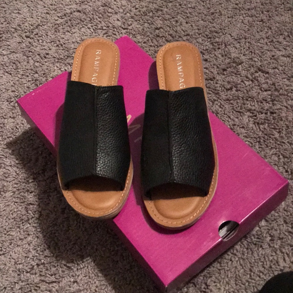 Rampage Black slides